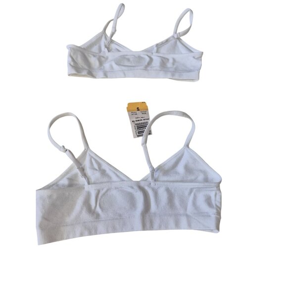 Hanes Big Girls Adjustable Seamless Training Bras - Picture 4 of 5